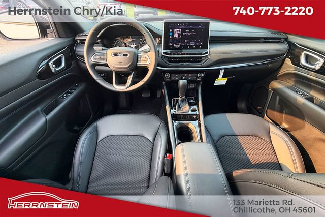 New 2026 Jeep Compass Latitude AWD/4WD image 10