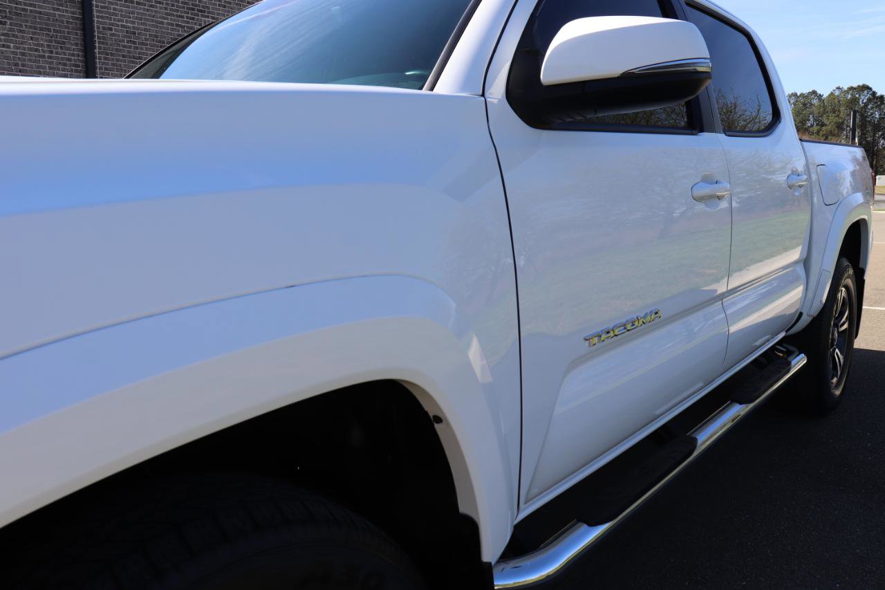 Used 2018 Toyota Tacoma TRD Sport image 21