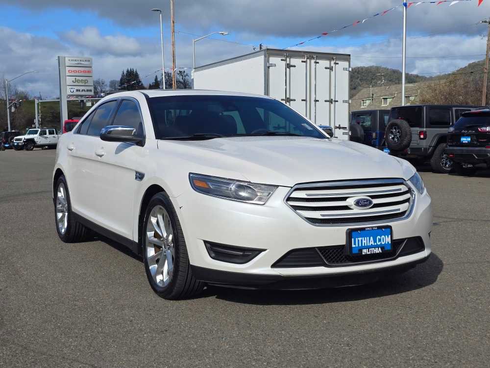 Used 2018 Ford Taurus Limited image 7