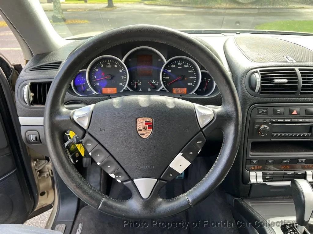 Used 2005 Porsche Cayenne S image 31