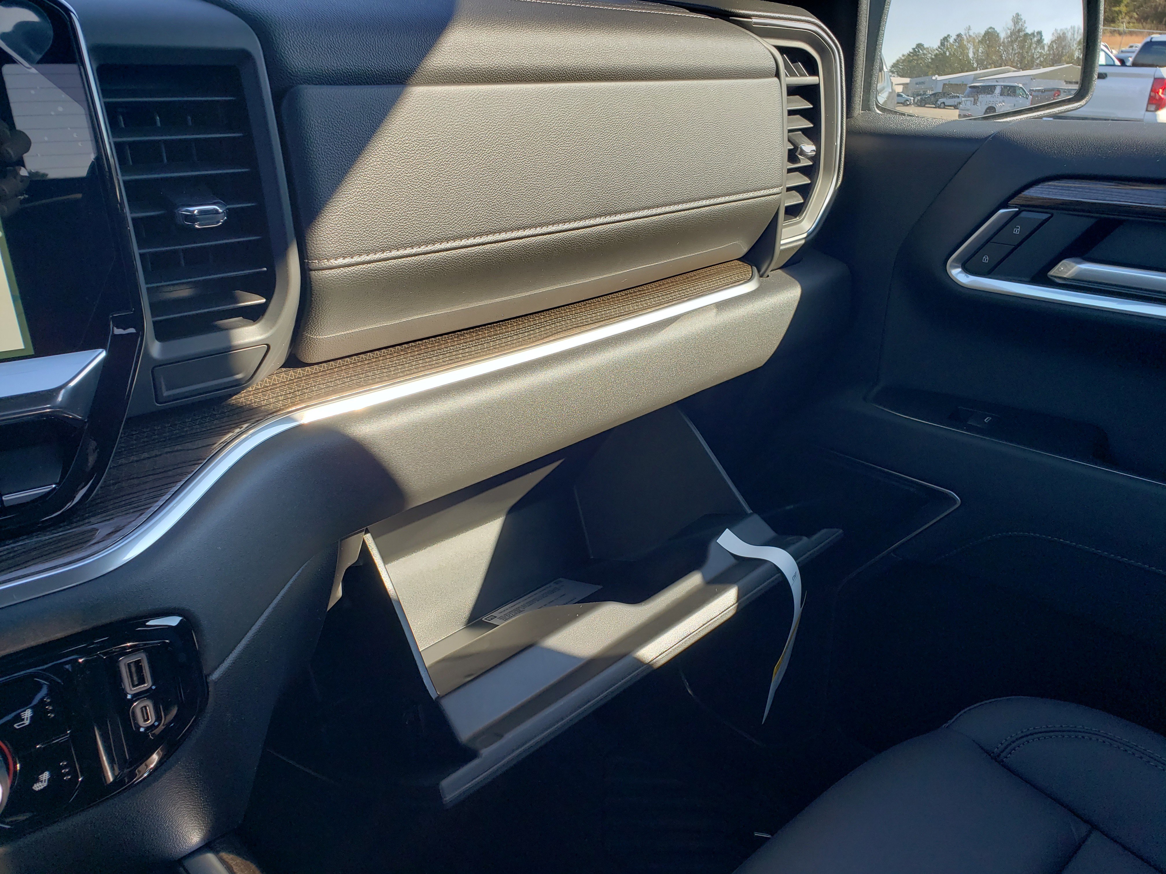 New 2026 Chevrolet Silverado 1500 LT image 25