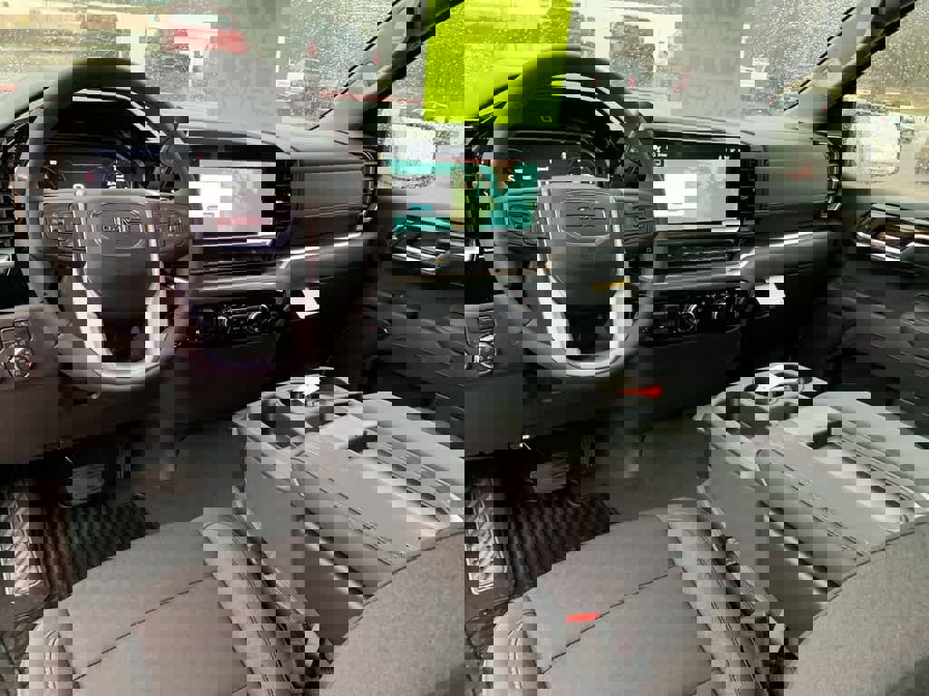Used 2025 GMC Sierra 1500 Elevation image 19