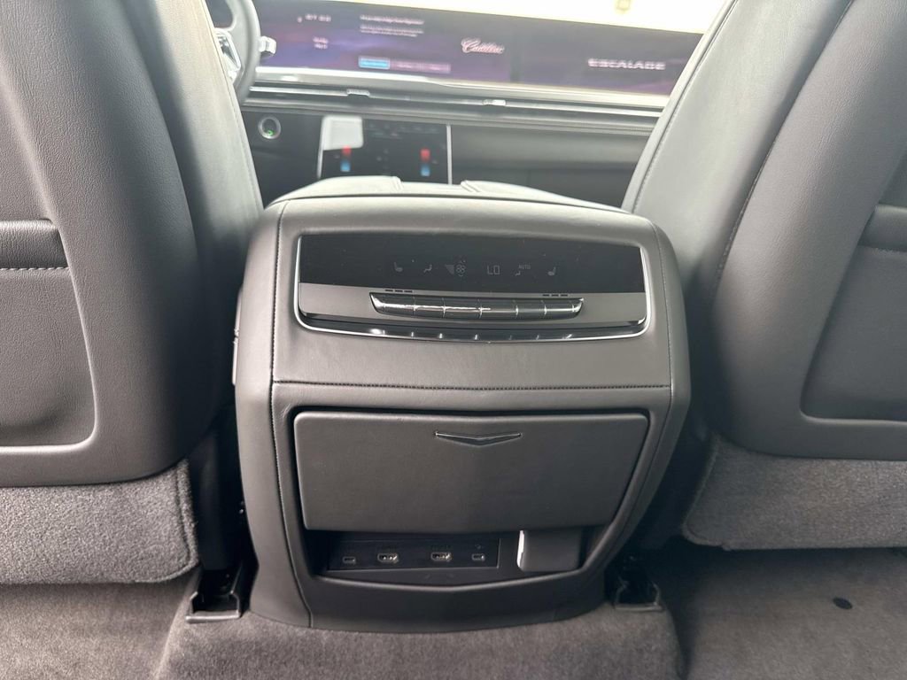 New 2026 Cadillac Escalade Platinum Sport AWD/4WD image 16