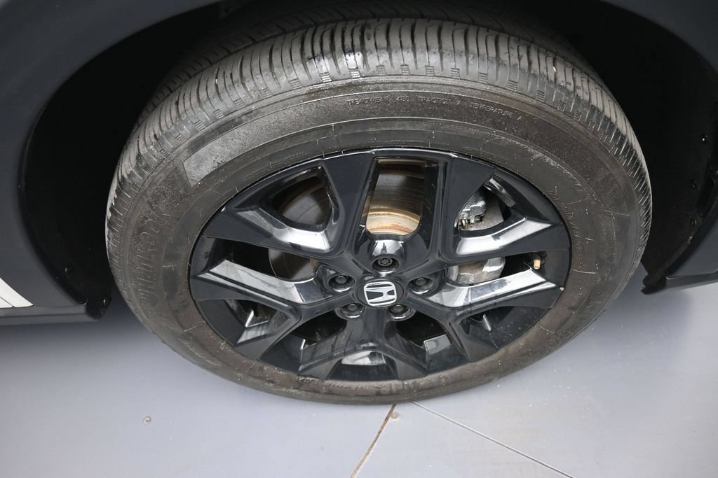 Certified 2025 Honda HR-V Sport image 13