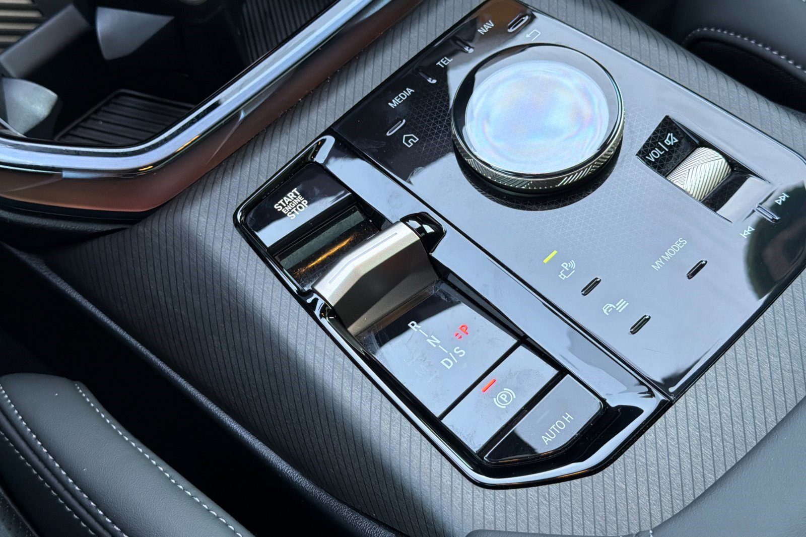 Used 2025 BMW X3 xDrive30i w/ Premium Package image 26