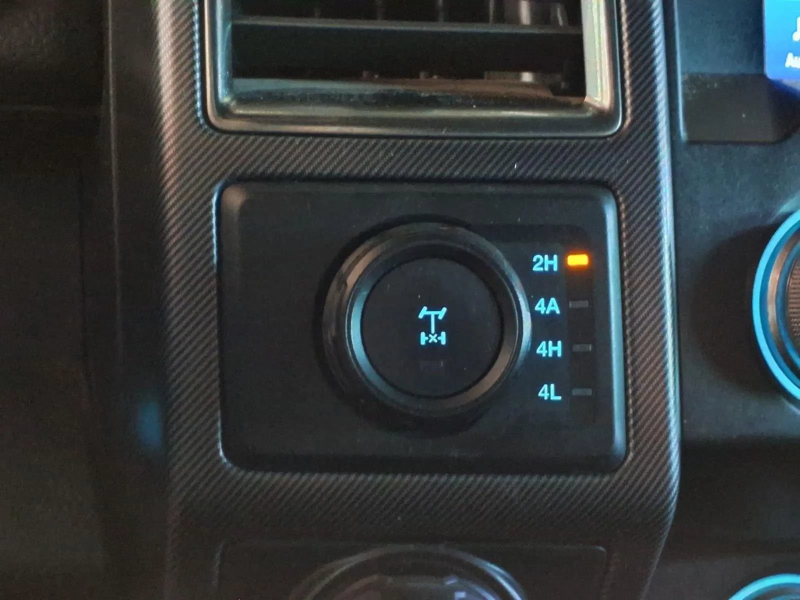 Used 2019 Ford F150 Raptor w/ Equipment Group 802A Luxury AWD/4WD image 24