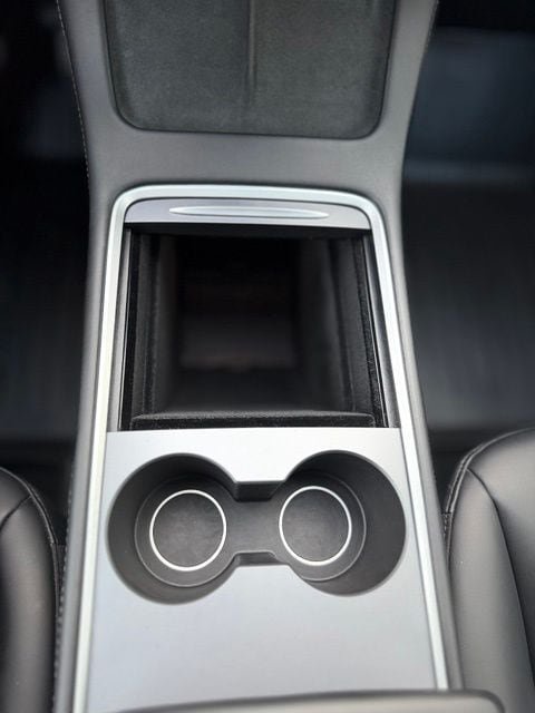 Used 2023 Tesla Model Y Long Range AWD/4WD image 15