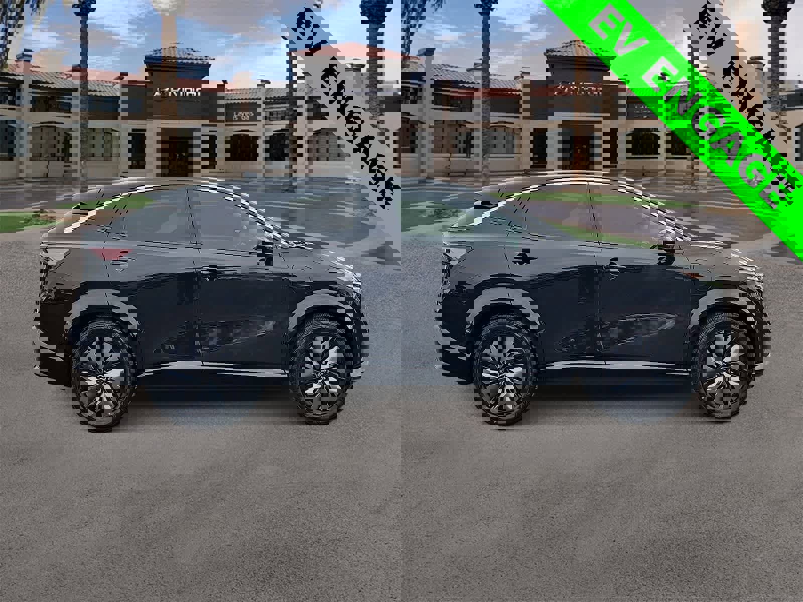 Used 2023 Nissan Ariya FWD image 9