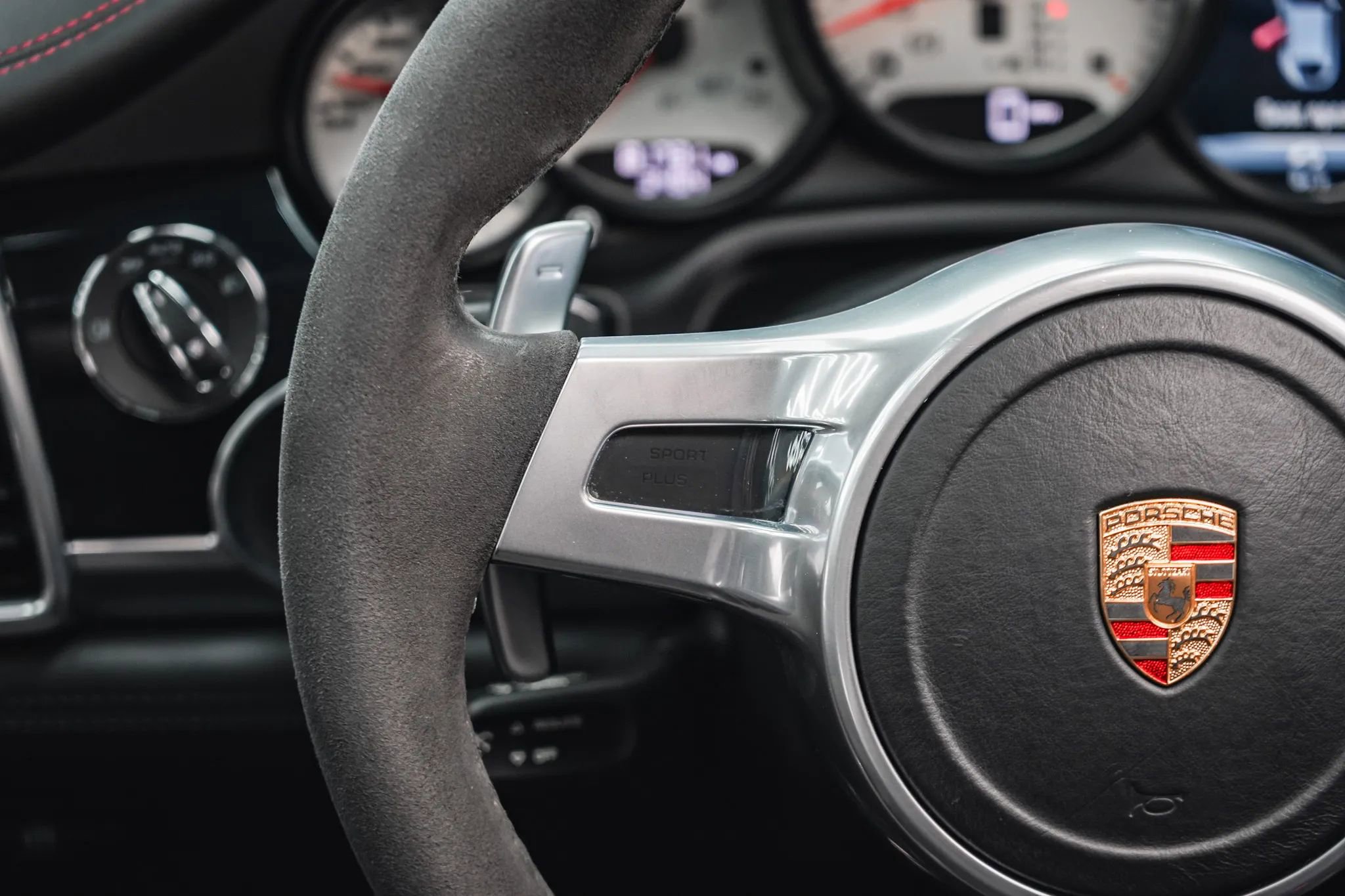 Used 2015 Porsche Panamera GTS w/ Premium Package Plus image 49