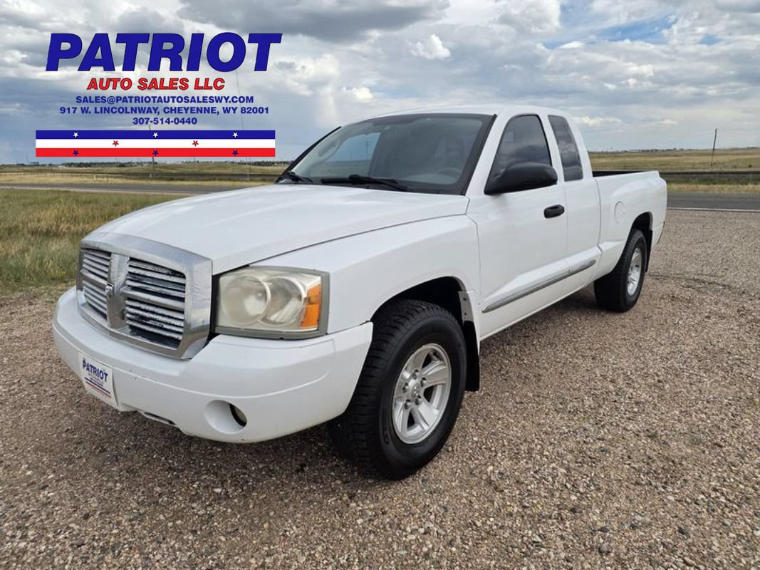 Used 2007 Dodge Dakota Laramie w/ Popular Equipment Group AWD/4WD image 1