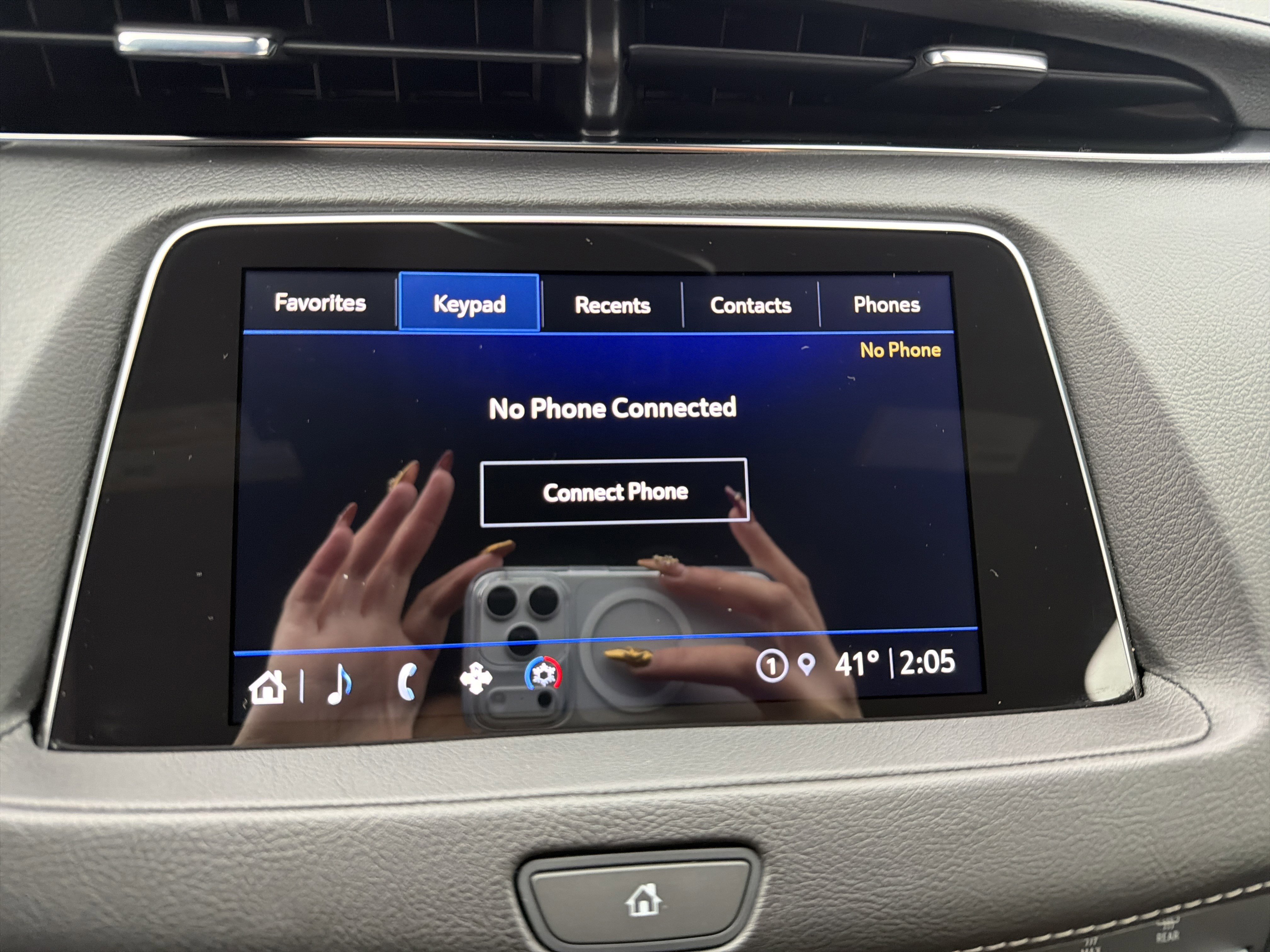 Used 2023 Cadillac XT4 Premium Luxury w/ Cold Weather Package image 23