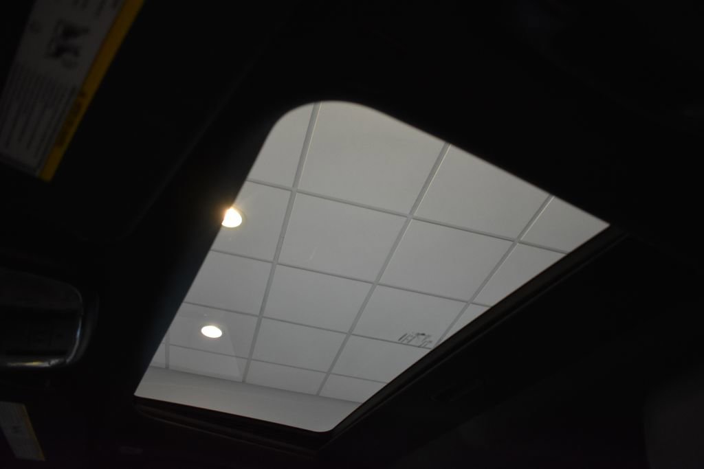 Used 2022 Dodge Charger SRT Hellcat w/ Harman/Kardon Audio Group RWD image 22