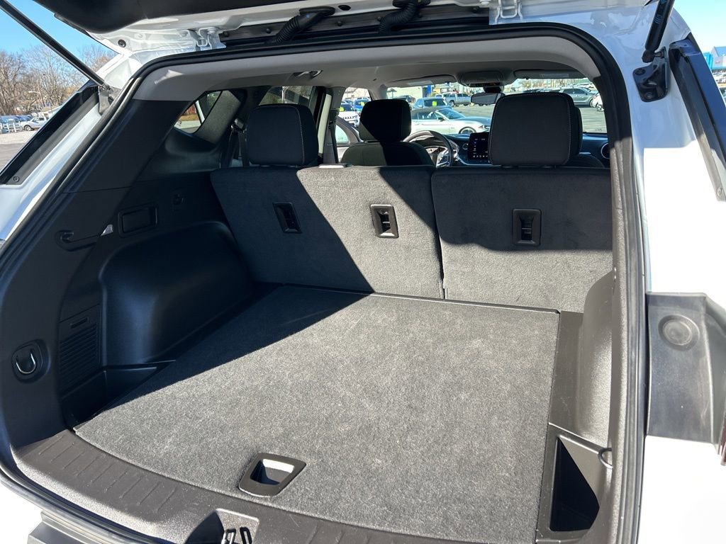 Used 2025 Chevrolet Blazer LT image 15