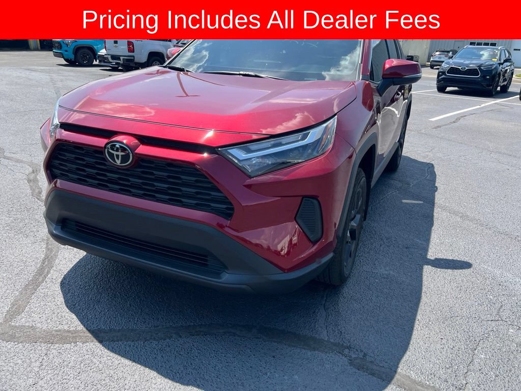 Used 2025 Toyota RAV4 LE FWD image 7