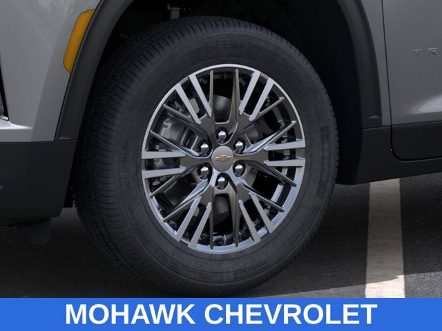 New 2027 Chevrolet Traverse LT w/ LPO, Floor Liner Package AWD/4WD image 9