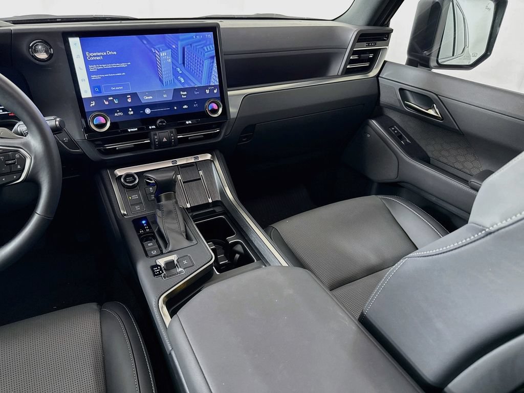 Used 2024 Lexus GX 550 w/ Accessory Package (Z1) AWD/4WD image 25