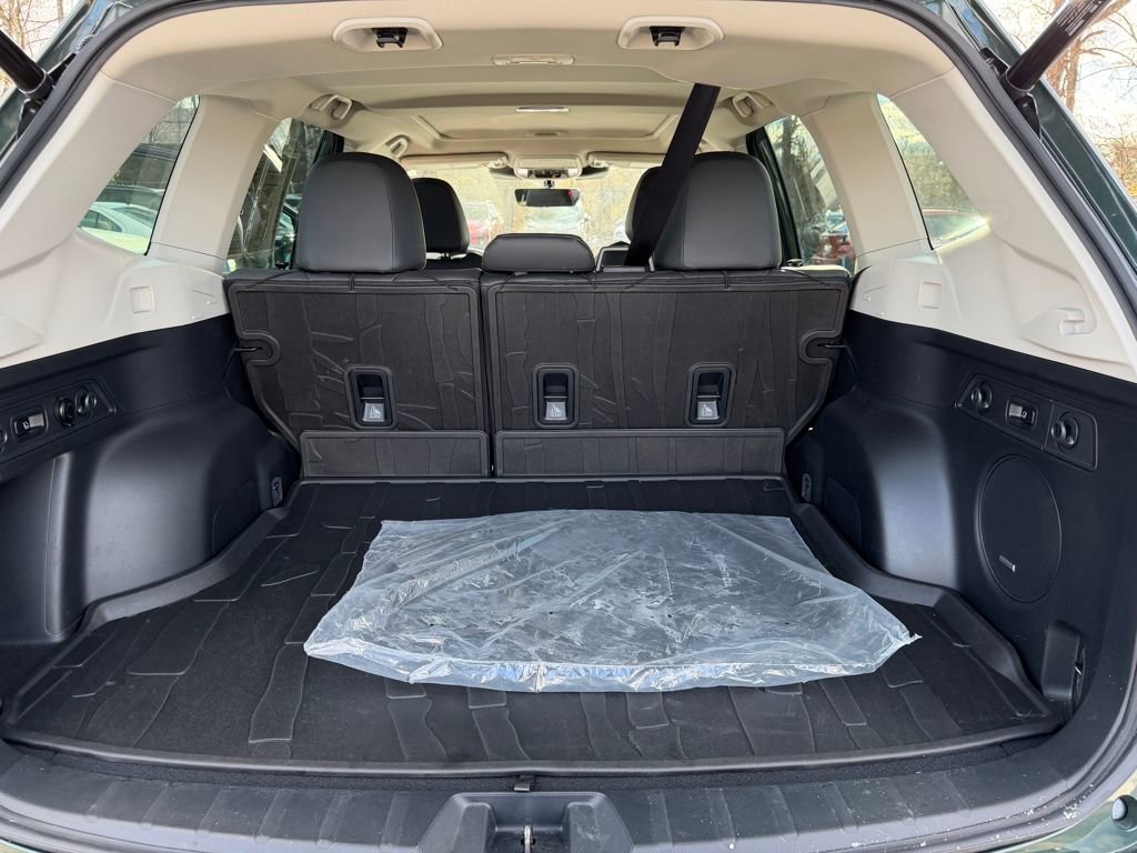 Used 2023 Subaru Forester Touring image 33