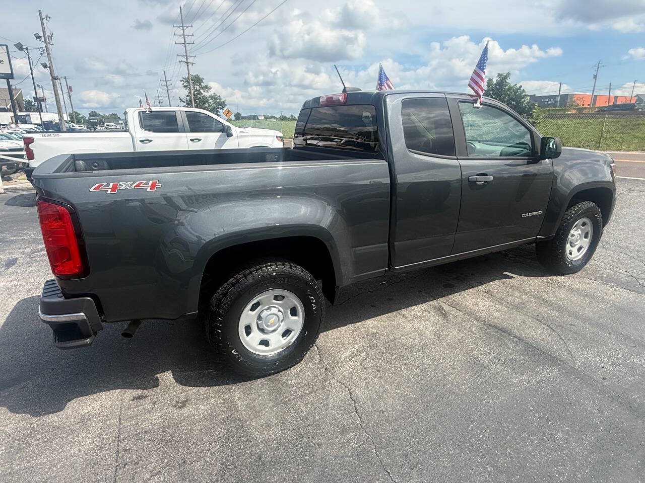 Used 2017 Chevrolet Colorado W/T w/ WT Convenience Package AWD/4WD image 5