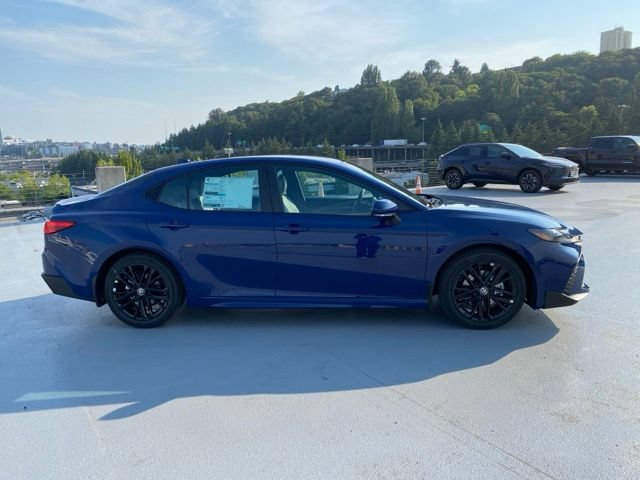 New 2026 Toyota Camry SE w/ Convenience Package FWD image 3