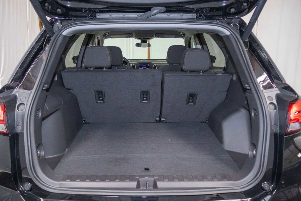 Used 2024 Chevrolet Equinox LT image 13