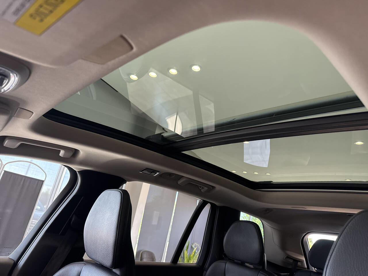 Used 2019 Volvo XC90 T6 Momentum w/ Advanced Package AWD/4WD image 24