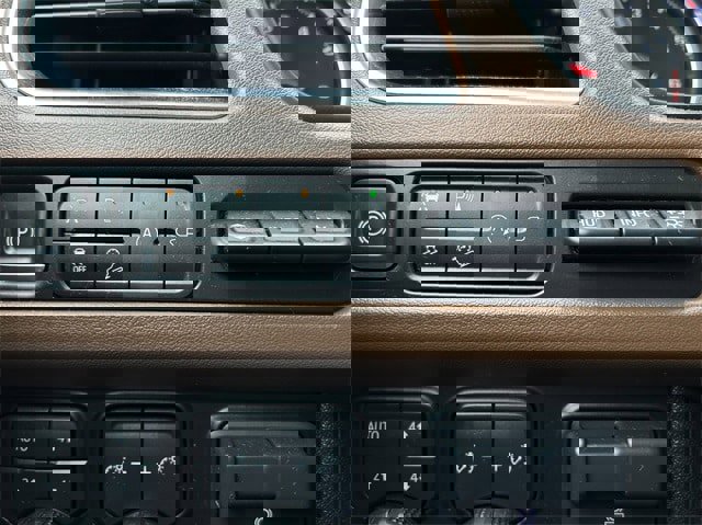 Used 2021 Chevrolet Suburban High Country image 23