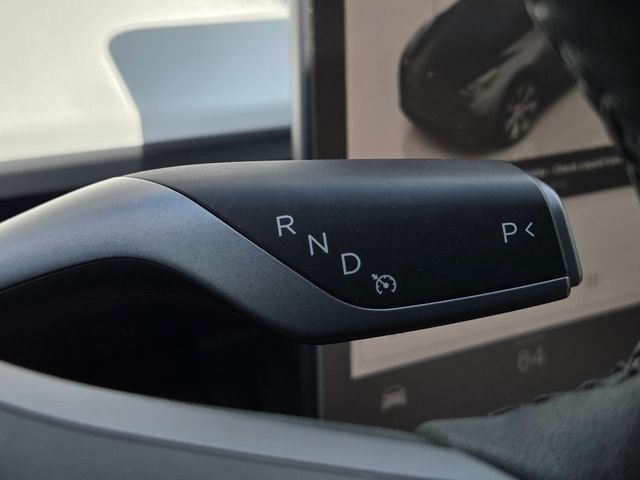 Used 2023 Tesla Model Y Long Range AWD/4WD image 34