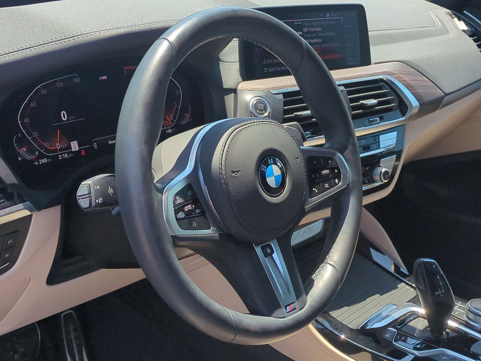 Used 2021 BMW X4 xDrive30i w/ Executive Package AWD/4WD image 18