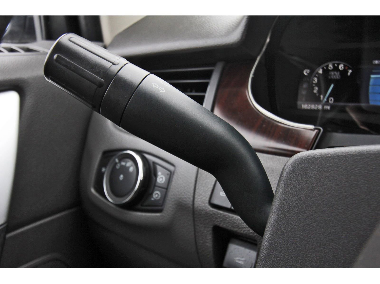 Used 2012 Ford Edge Limited w/ Driver Entry Pkg image 20