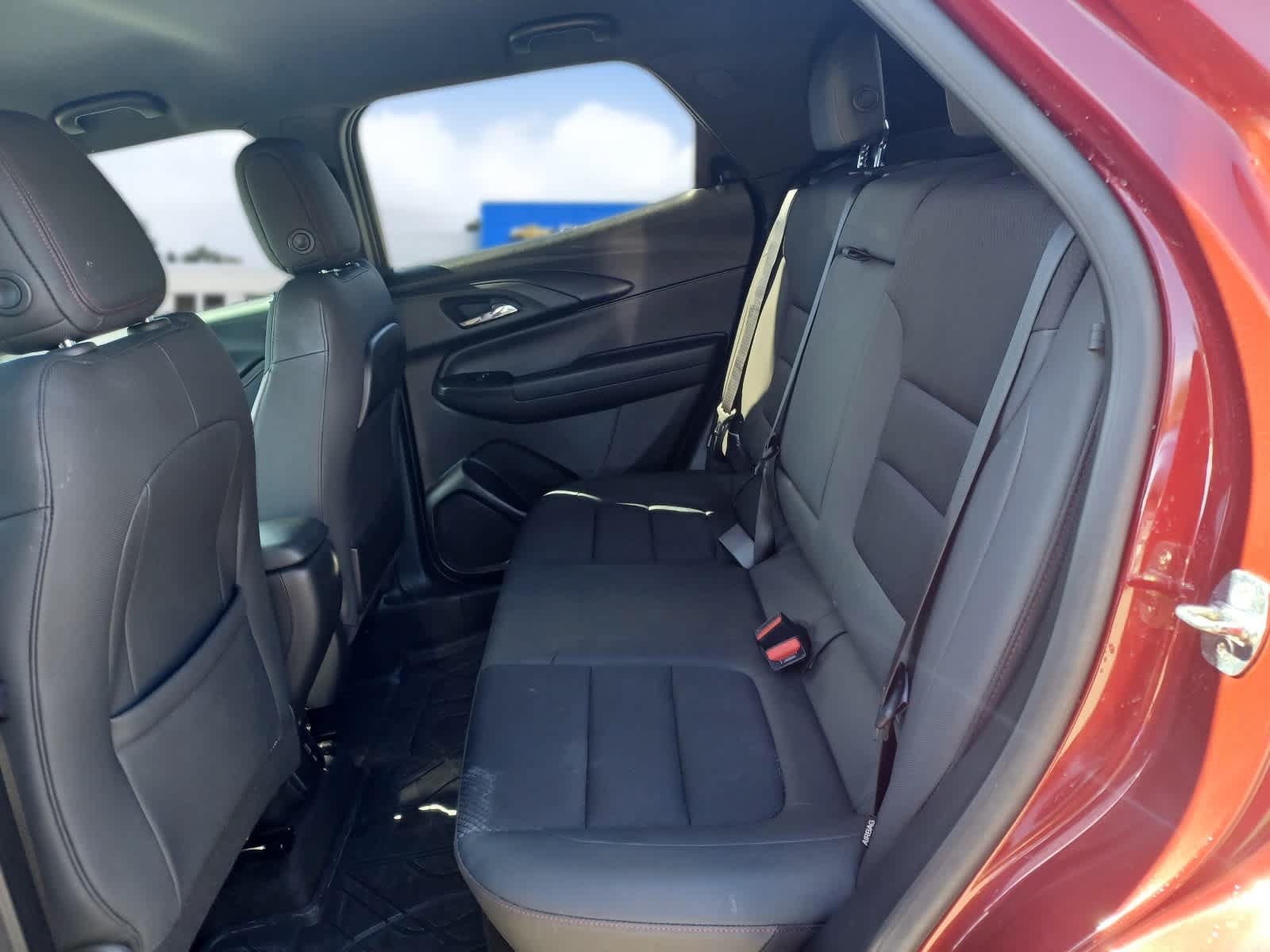 Used 2023 Chevrolet TrailBlazer RS w/ Convenience Package FWD image 14
