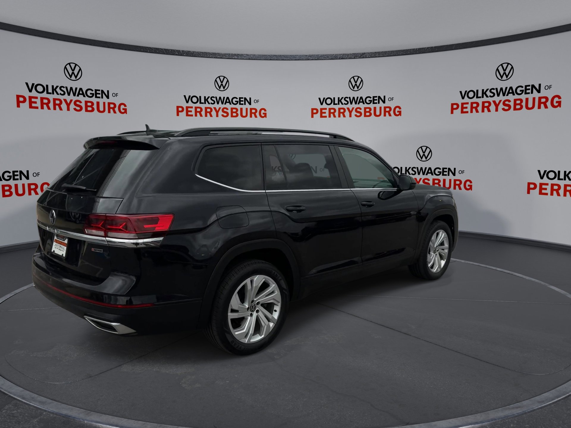 Used 2021 Volkswagen Atlas SE image 8