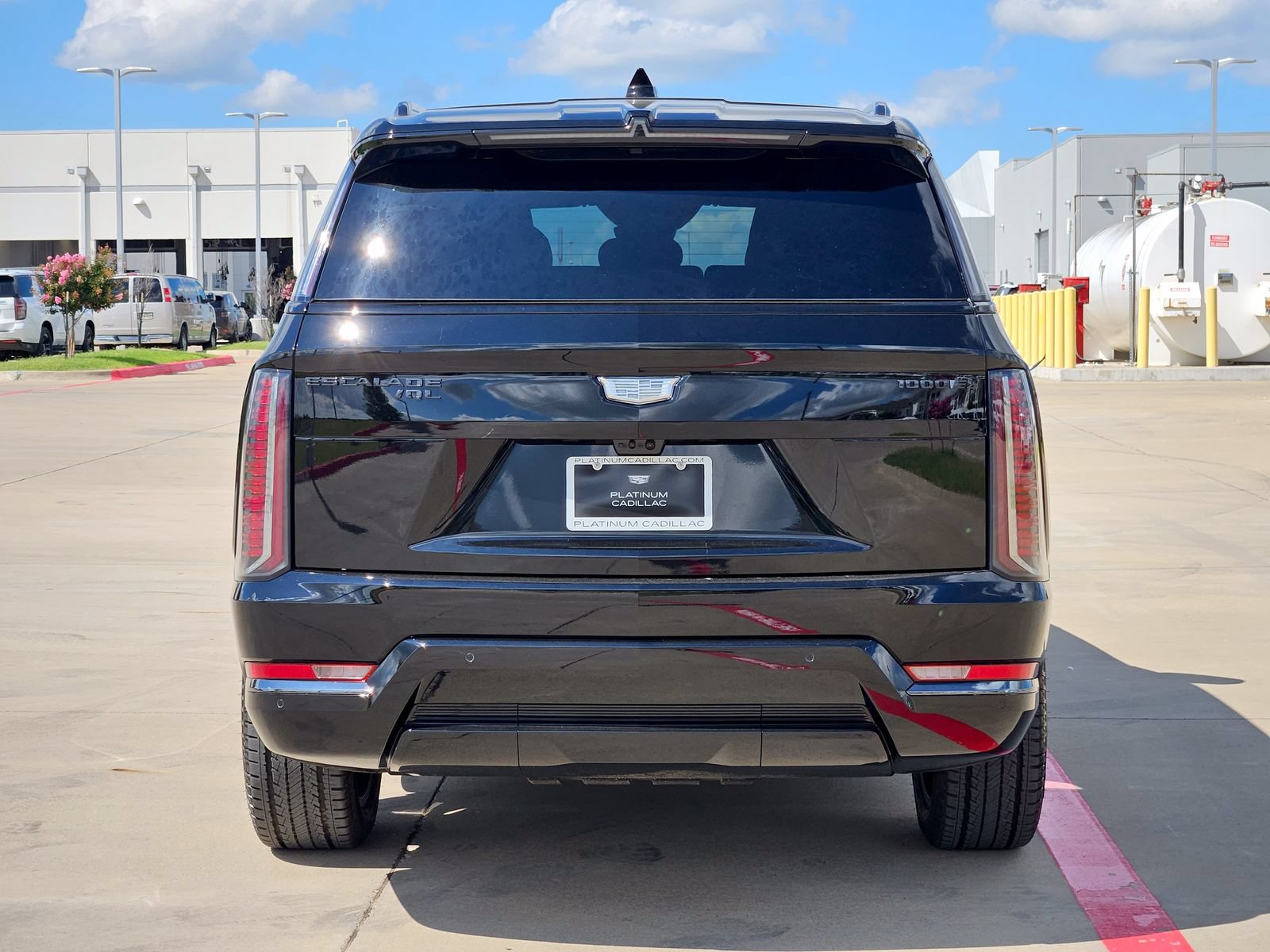 New 2026 Cadillac Escalade IQL Sport 1 w/ LPO, ONYX Package AWD/4WD image 8