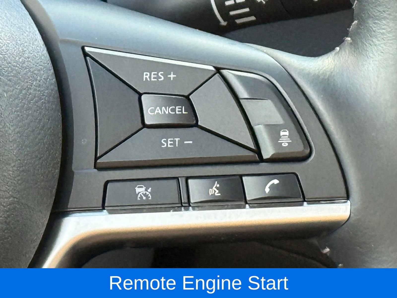 Used 2025 Nissan Sentra SV w/ SV Premium Package FWD image 31