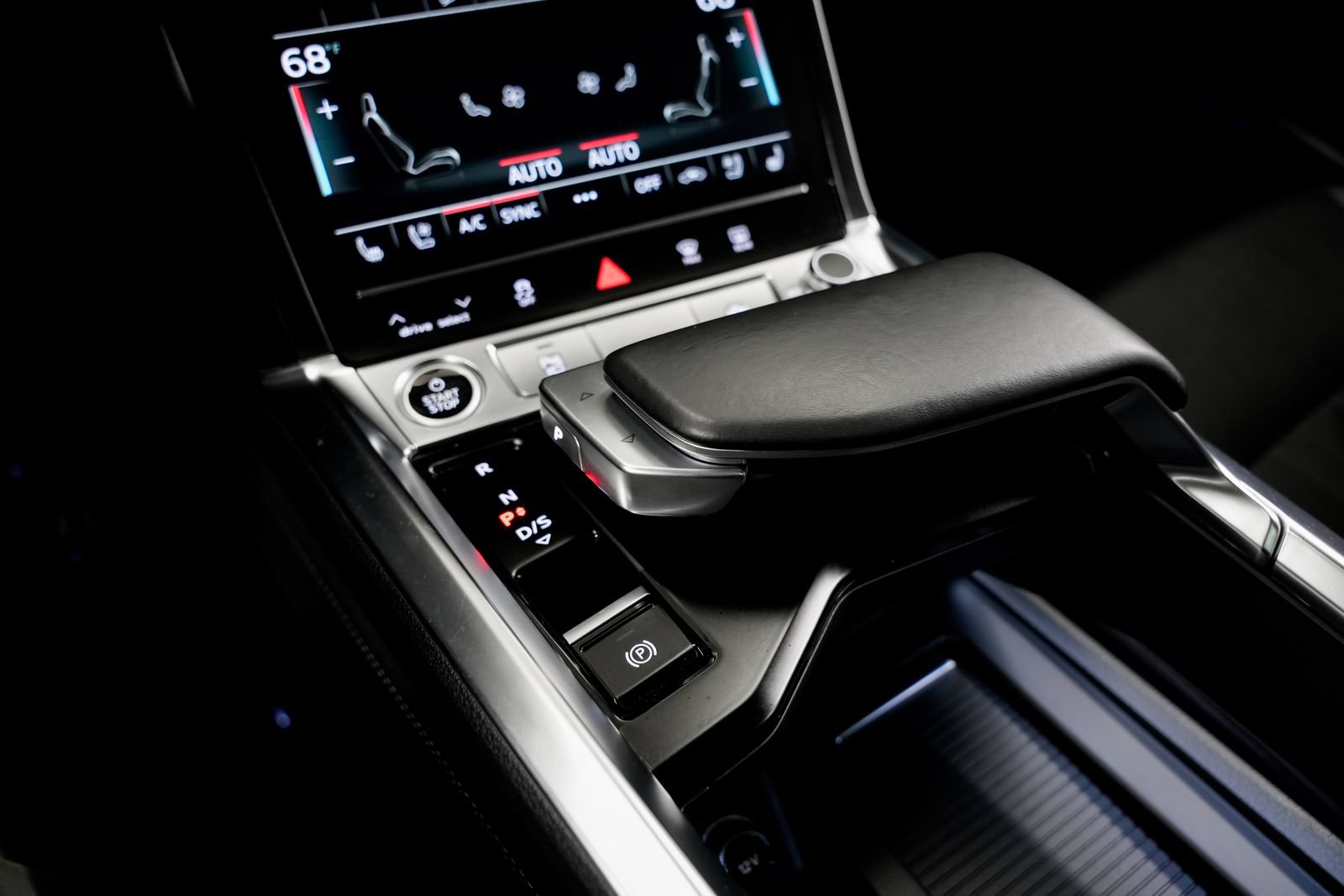 Used 2021 Audi e-tron Premium Plus w/ Premium Plus Package AWD/4WD image 15