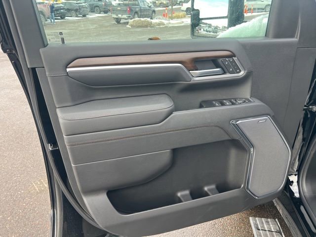 New 2026 Chevrolet Silverado 3500 High Country w/ Midnight Edition AWD/4WD image 15