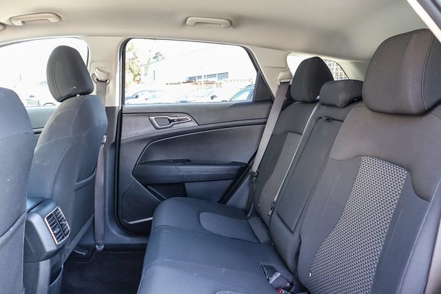 Used 2023 Kia Sportage LX AWD/4WD image 20