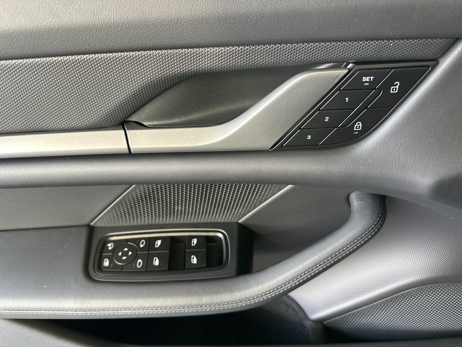 New 2026 Porsche Taycan AWD/4WD image 12