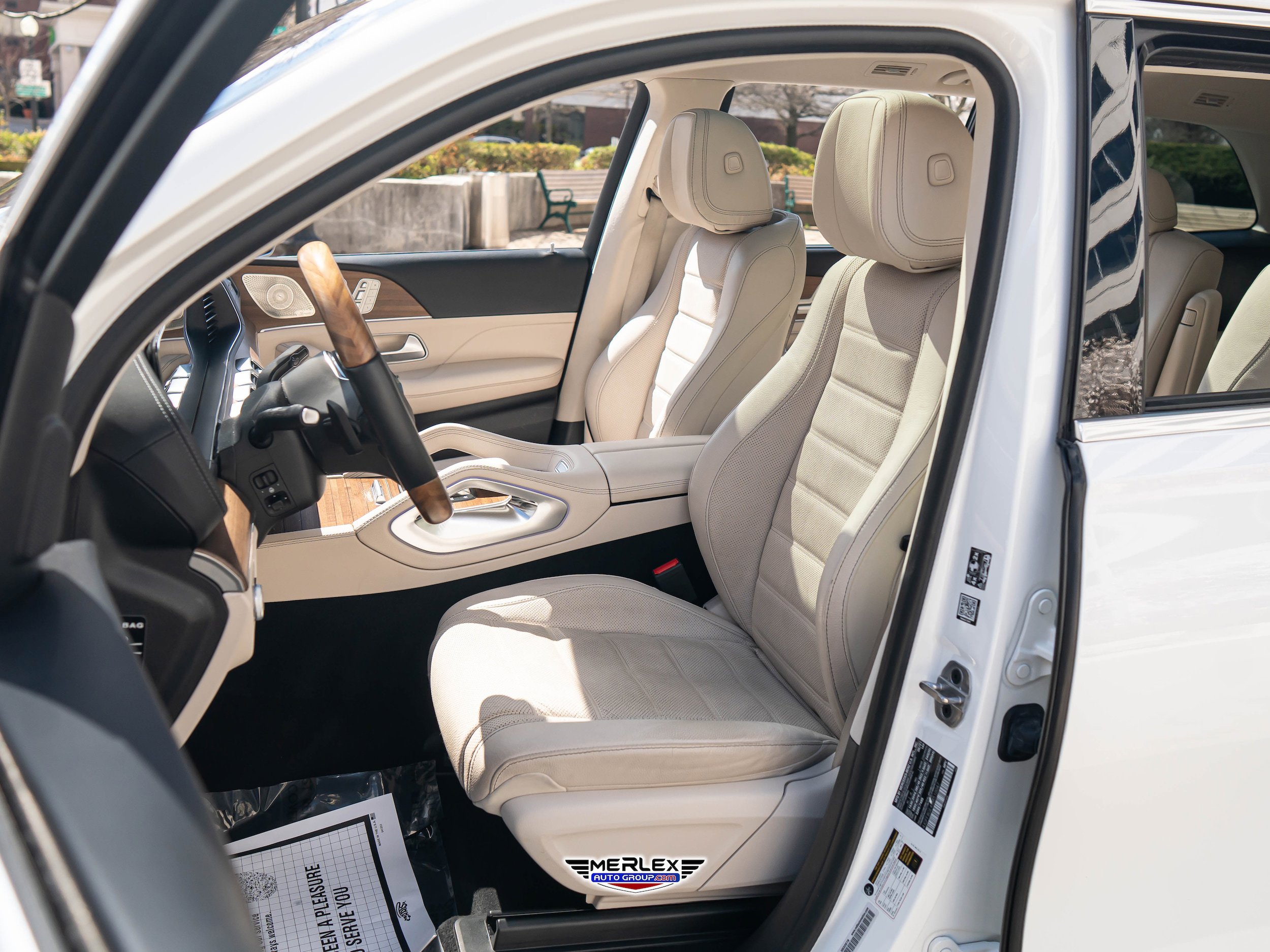 Used 2021 Mercedes-Benz GLS 580 4MATIC image 16