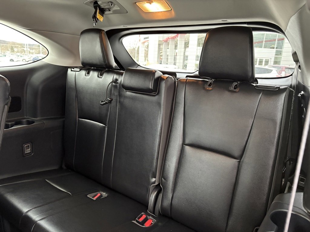 Certified 2022 Toyota Highlander XLE image 12