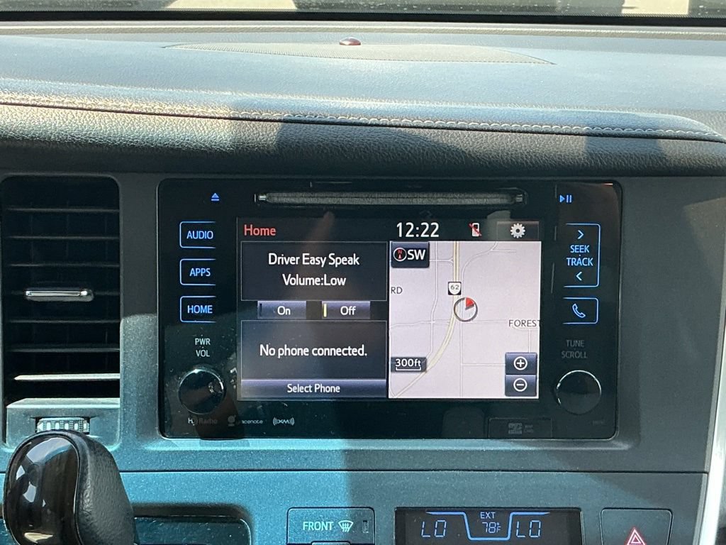 Used 2016 Toyota Sienna XLE w/ XLE Navigation Package FWD image 33