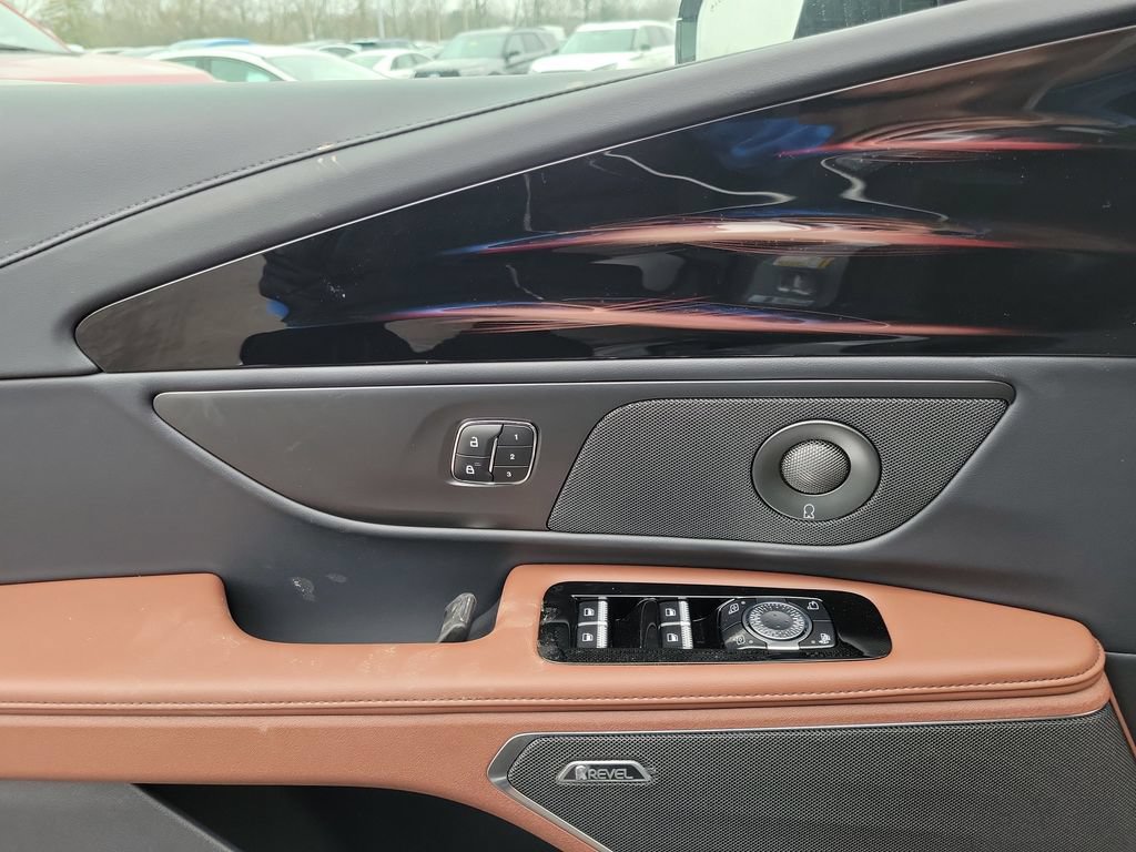 New 2026 Lincoln Nautilus Reserve AWD/4WD image 18