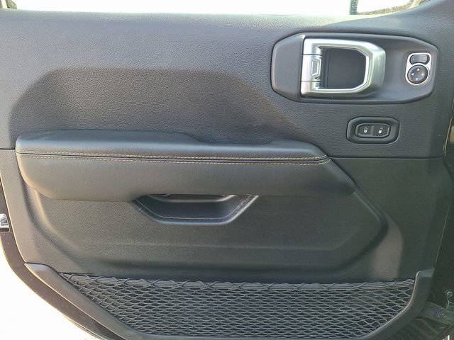 Used 2024 Jeep Wrangler Sahara w/ Technology Group image 13