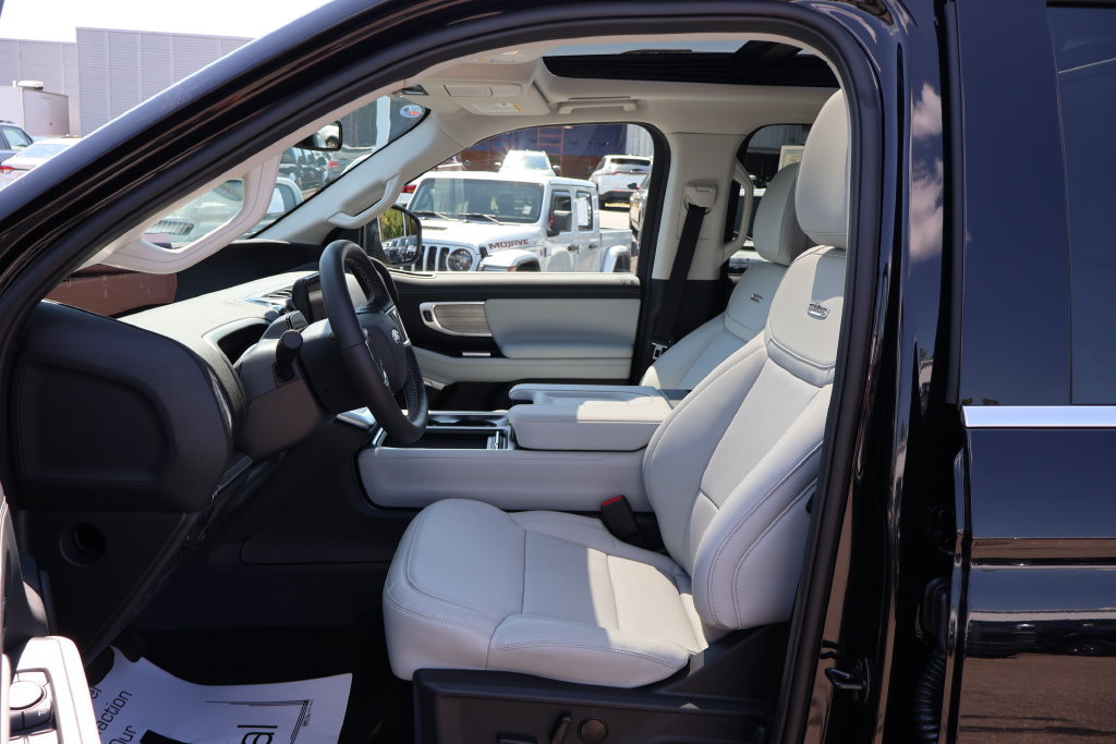 New 2027 Ford Expedition Max Platinum w/ Driver's Package AWD/4WD image 17