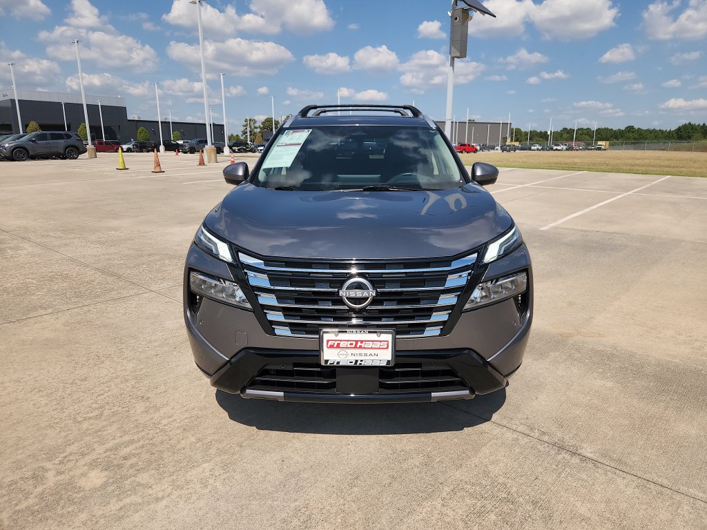 Used 2026 Nissan Rogue Platinum w/ Platinum Premium Package AWD/4WD image 11