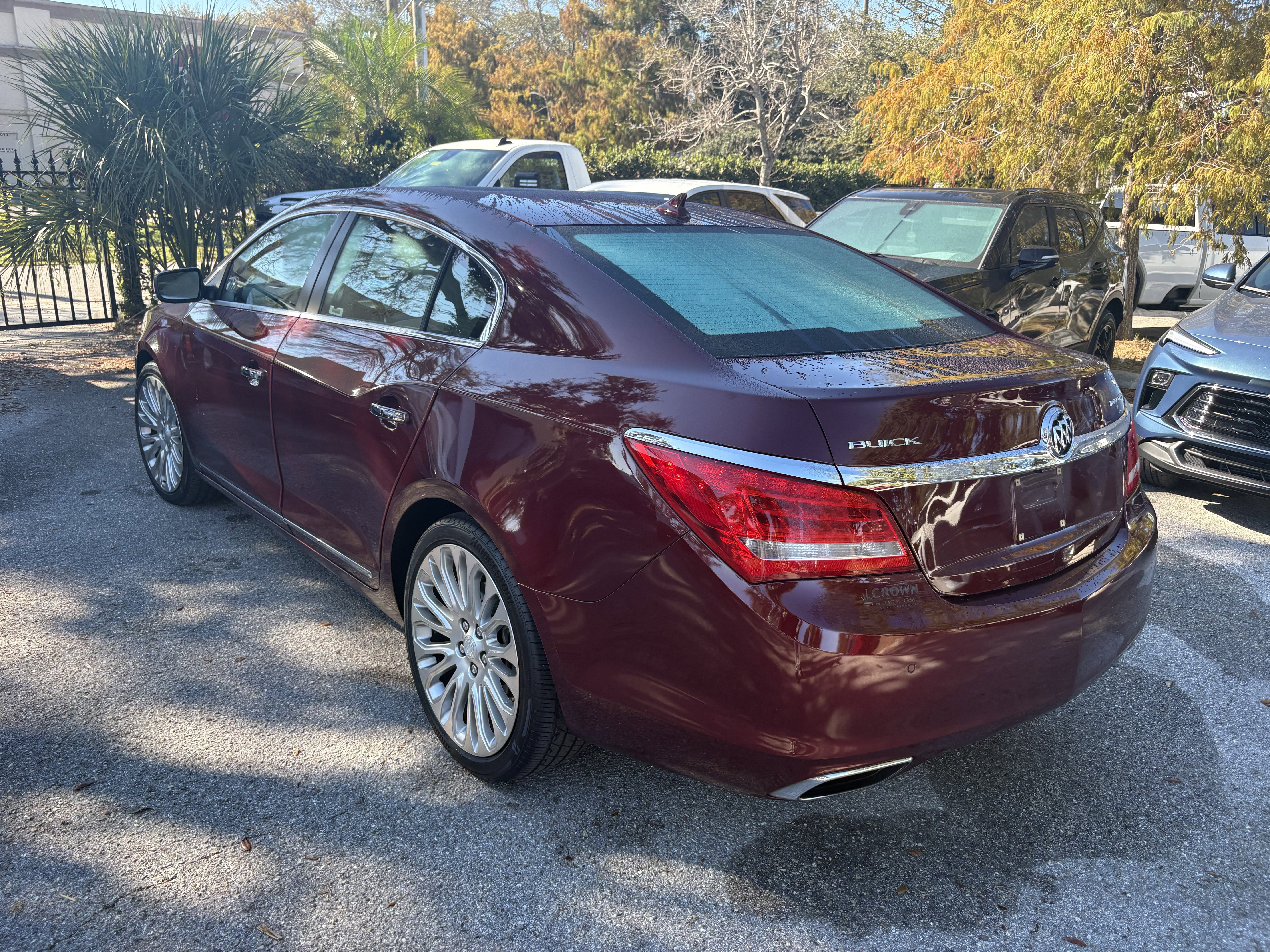 Used 2014 Buick LaCrosse Premium w/ Driver Confidence Package image 5