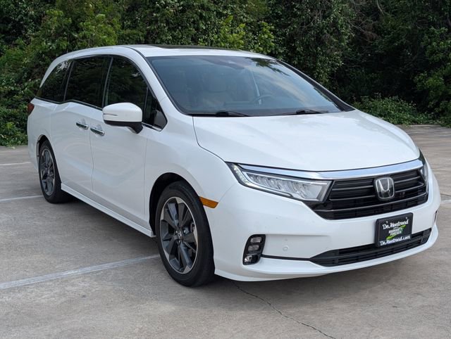 Used 2023 Honda Odyssey Elite image 3