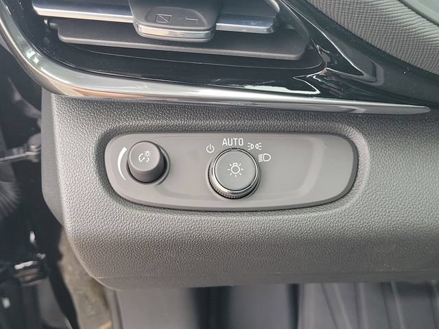 New 2026 Buick Envista Sport Touring FWD image 22