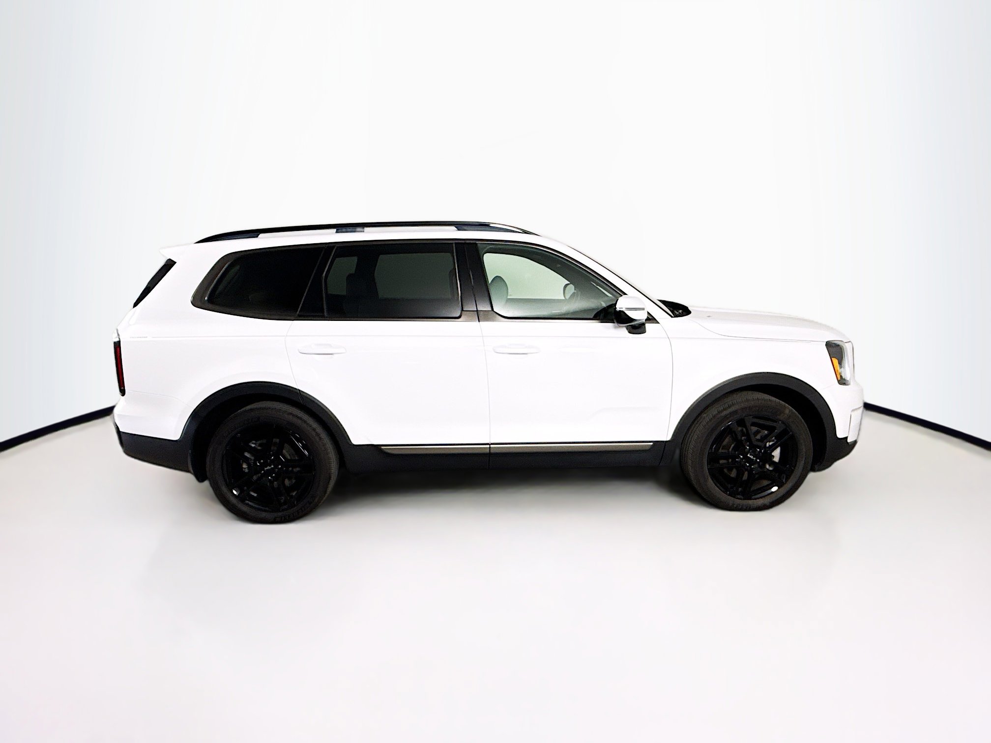 Used 2023 Kia Telluride SX Prestige X-Line image 2