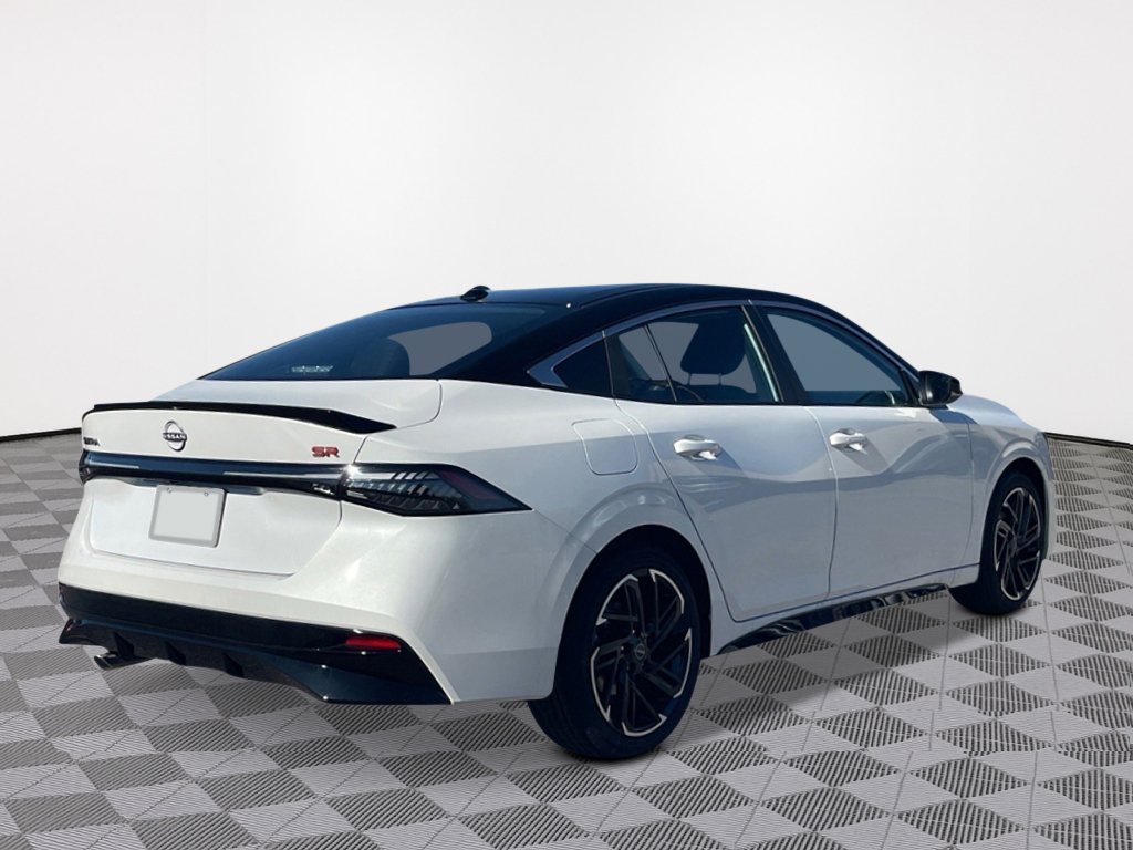 New 2027 Nissan Sentra SR FWD image 5