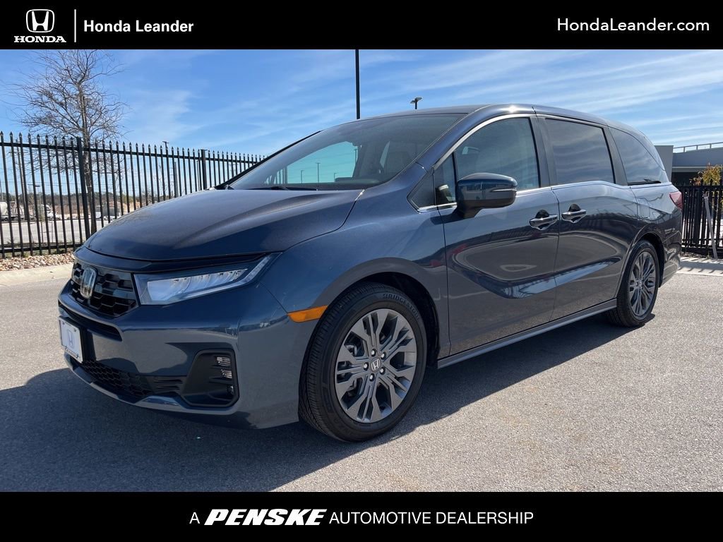 Used 2026 Honda Odyssey Touring image 1